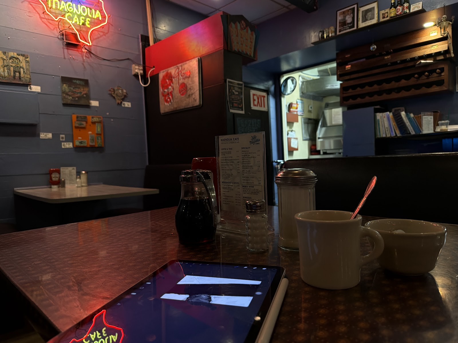 Magnolia Cafe: the place