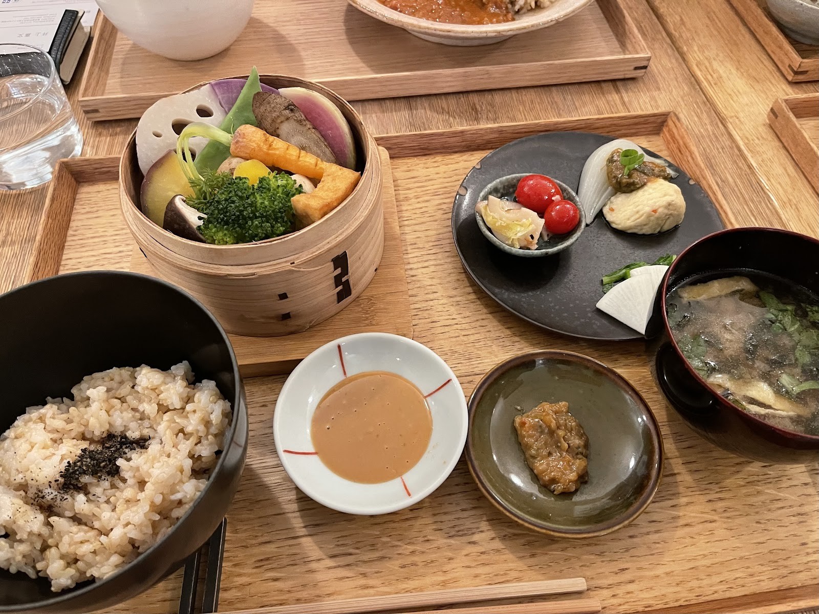Brown Rice Tokyo Omotesando: food & drinks