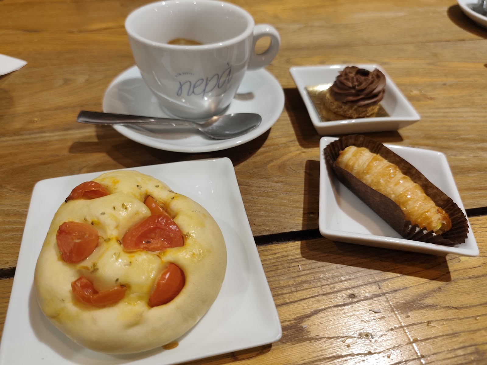 Pasticceria Nepà 100% plant-based: food & drinks