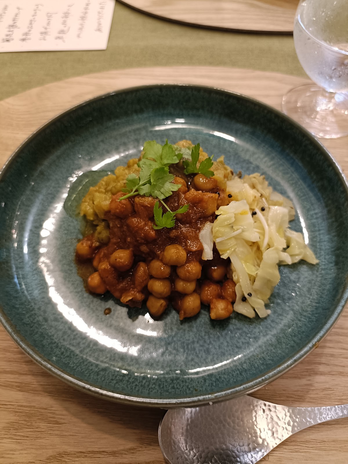 PLANT KITCHEN TOKYO: food & drinks