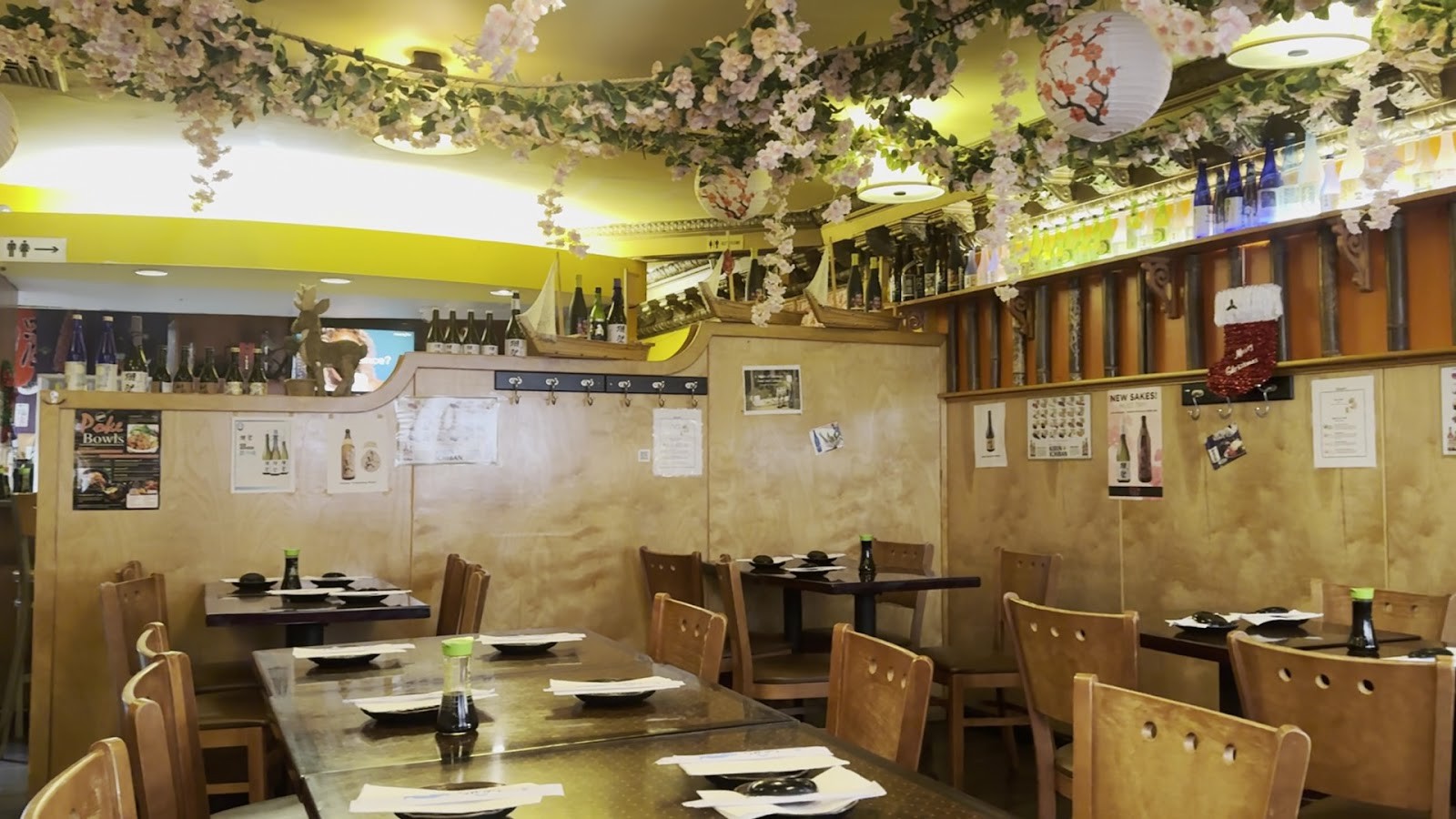 Zen Japanese Grill & Sushi Bar: the place