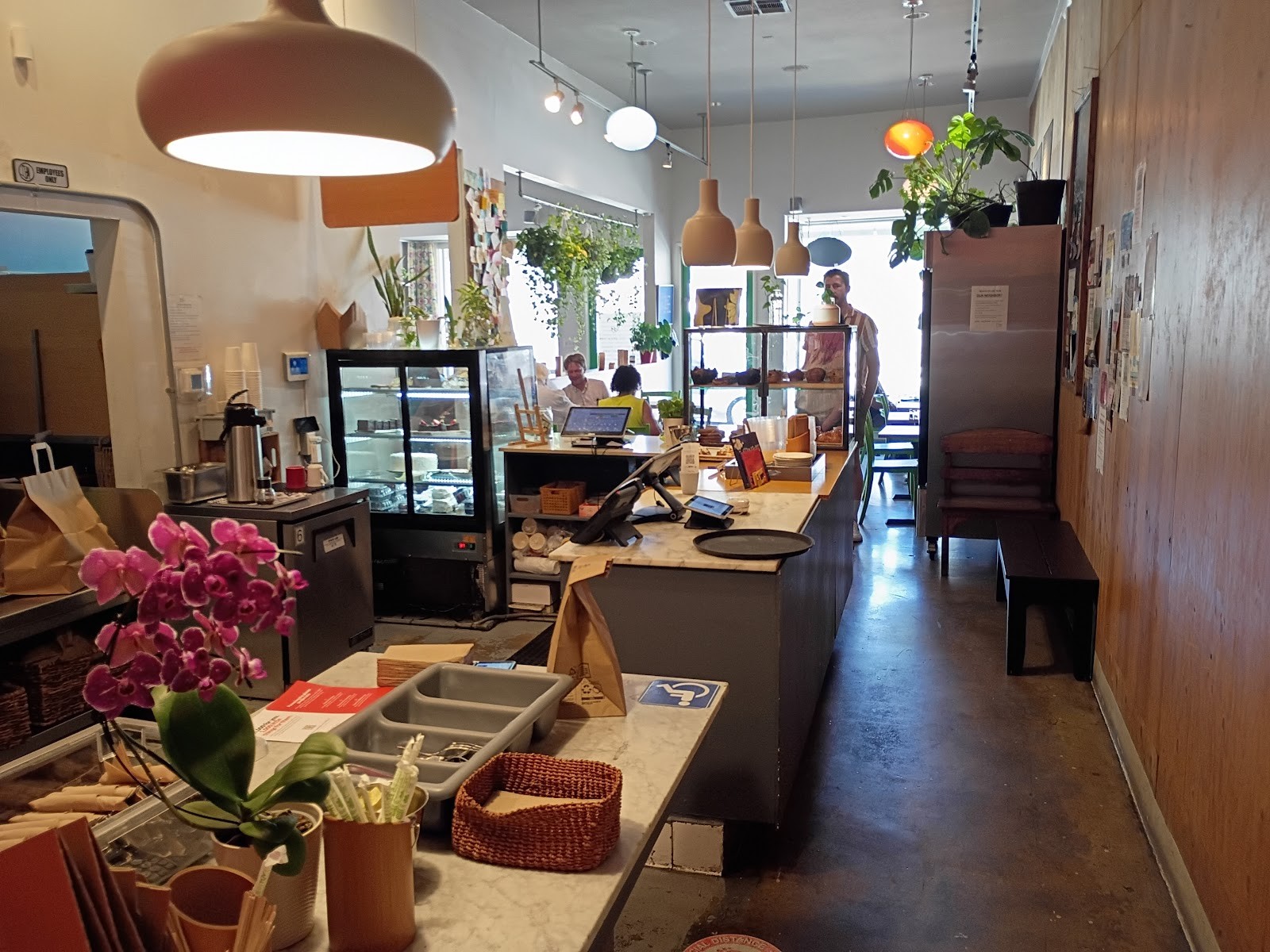 Bloom Restaurant: the place