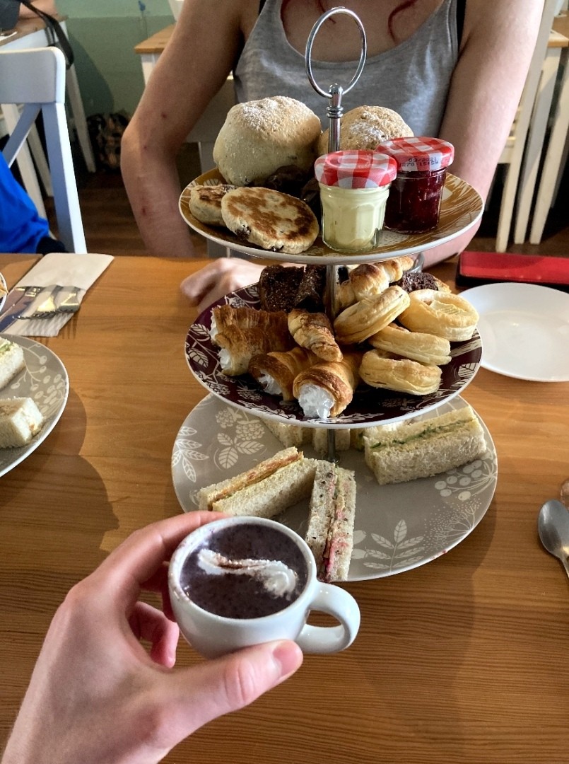 Luna's Vegan Corner: food & drinks