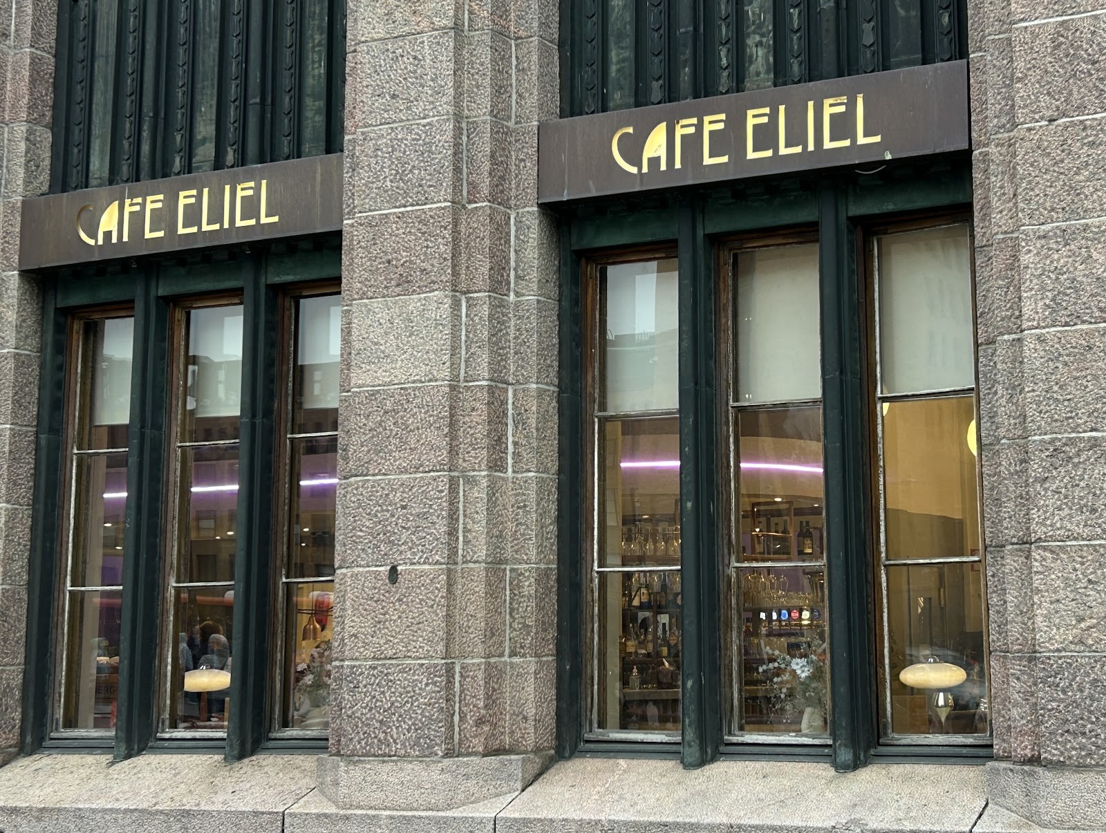 Cafe Eliel: the place