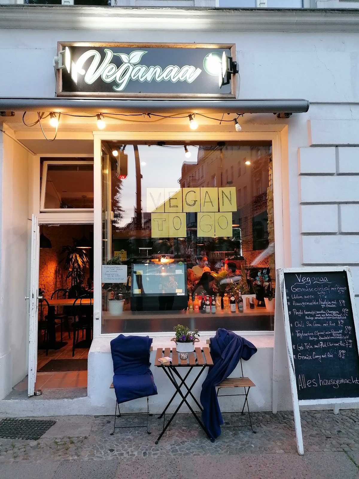 Veganaa: the place