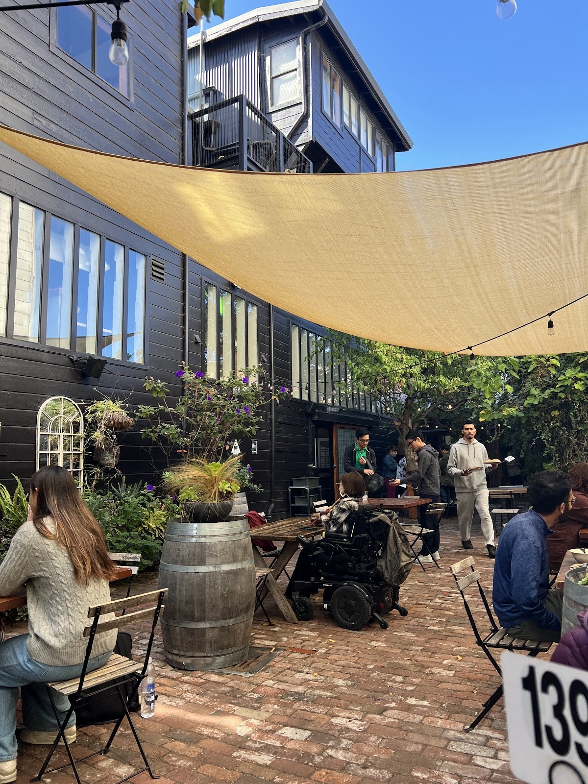 Stable Cafe: the place