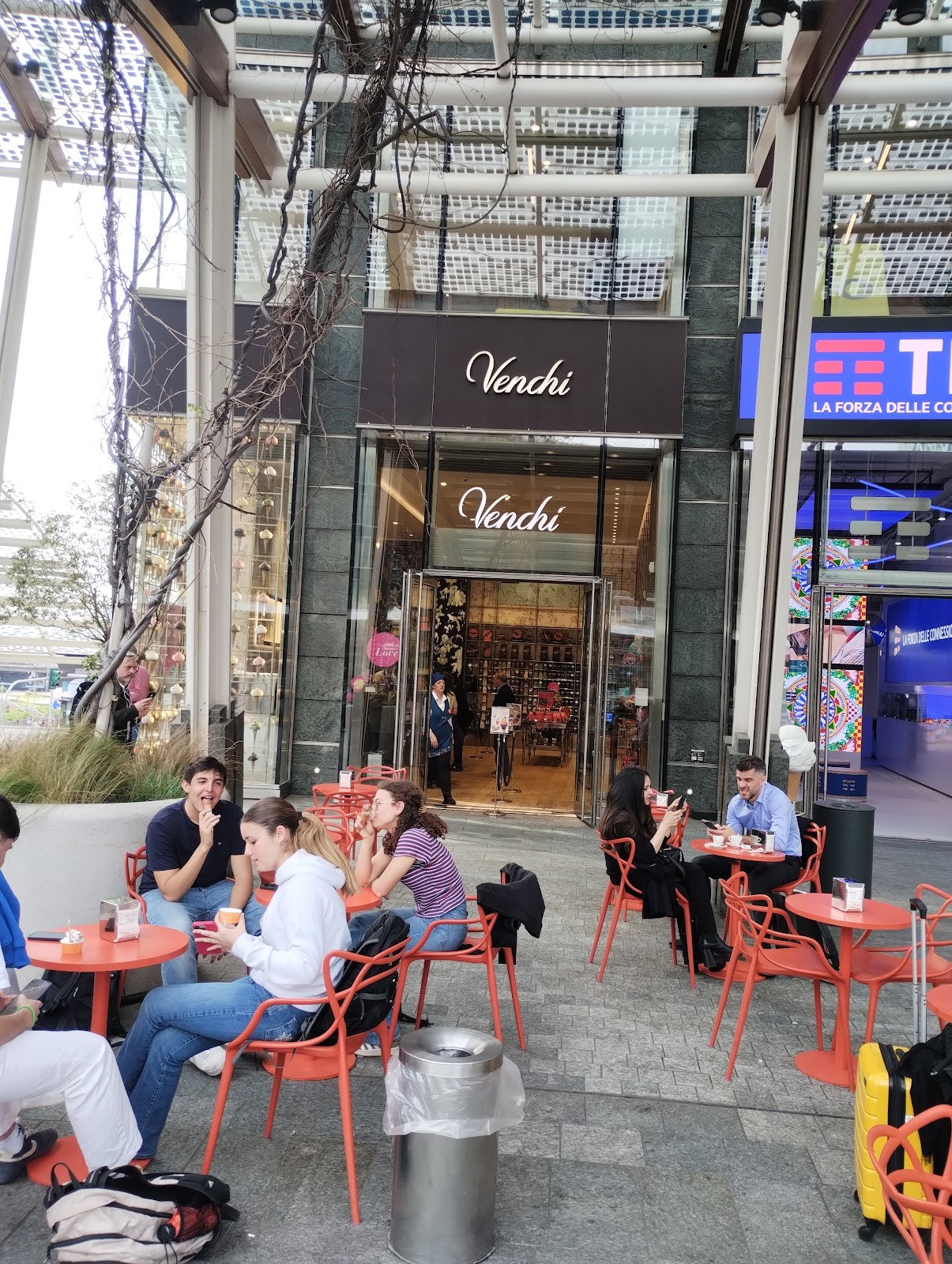 Venchi Gelato and Chocolate: the place