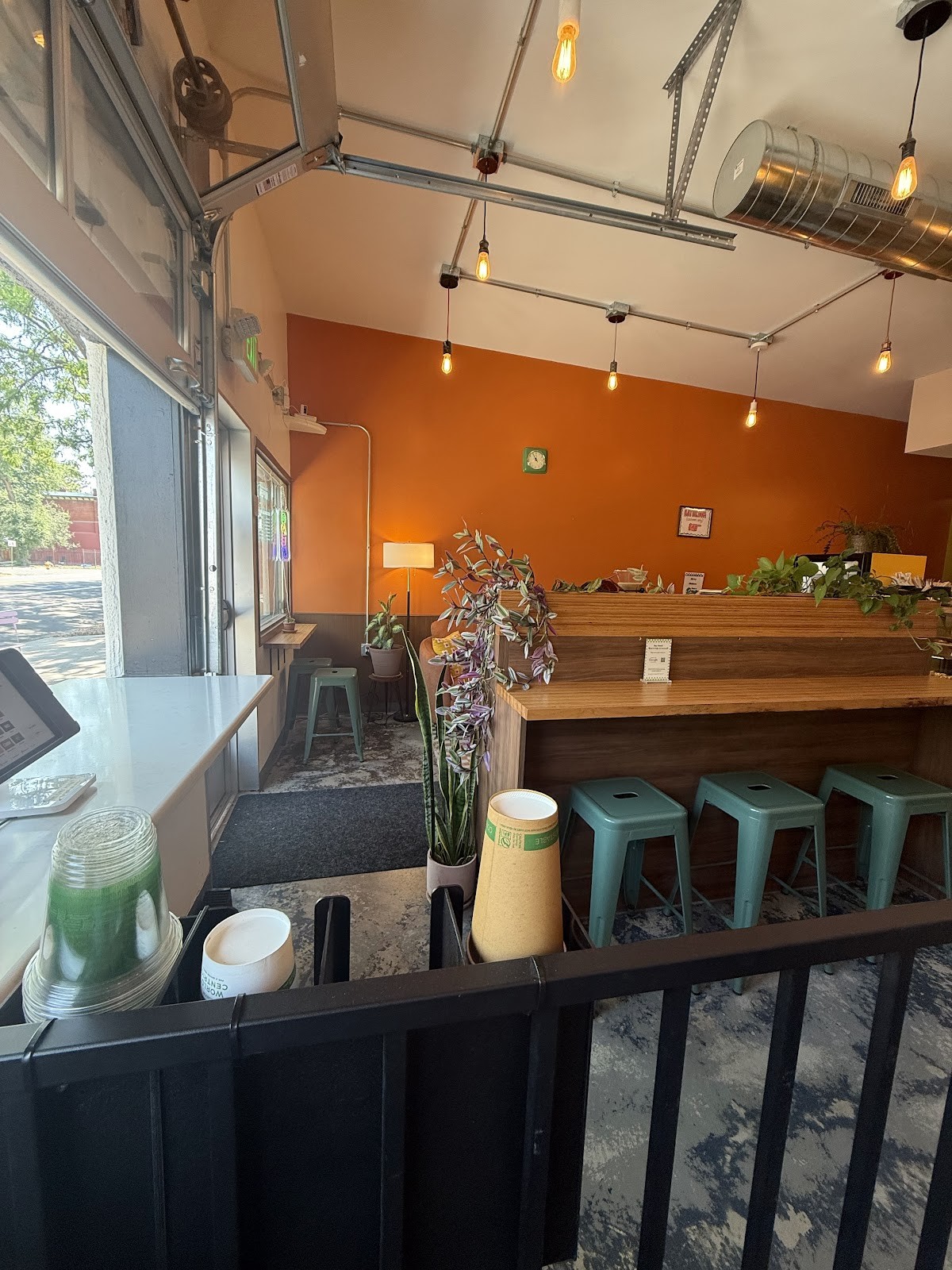 Green Bus Cafe: the place