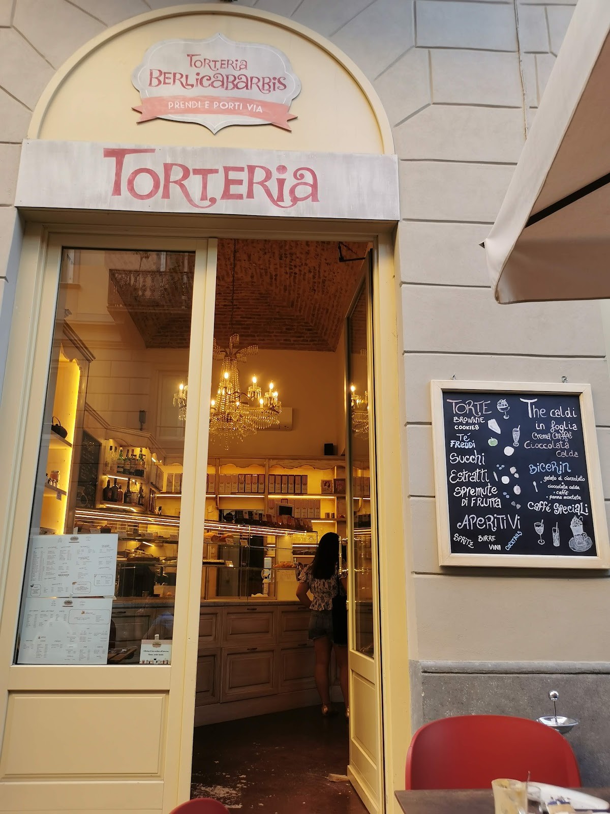 Torteria Berlicabarbis - Via Carlo Alberto: the place