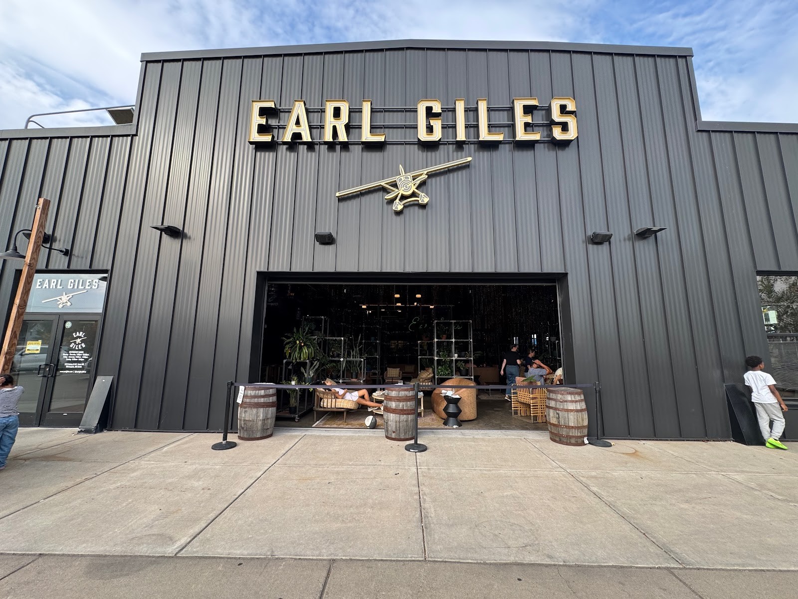 Earl Giles Restaurant and Distillery: the place