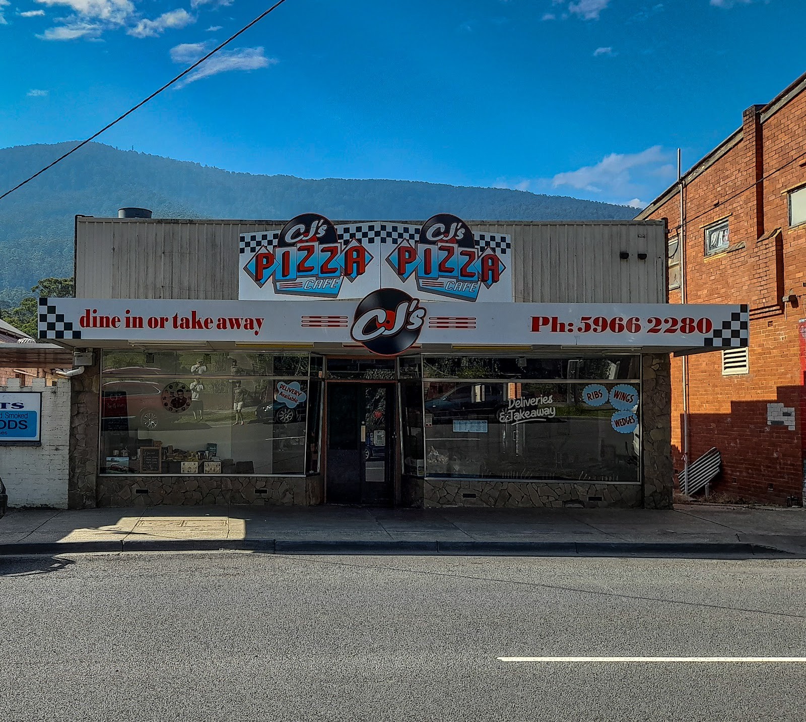 CJ's Pizza Cafe: the place