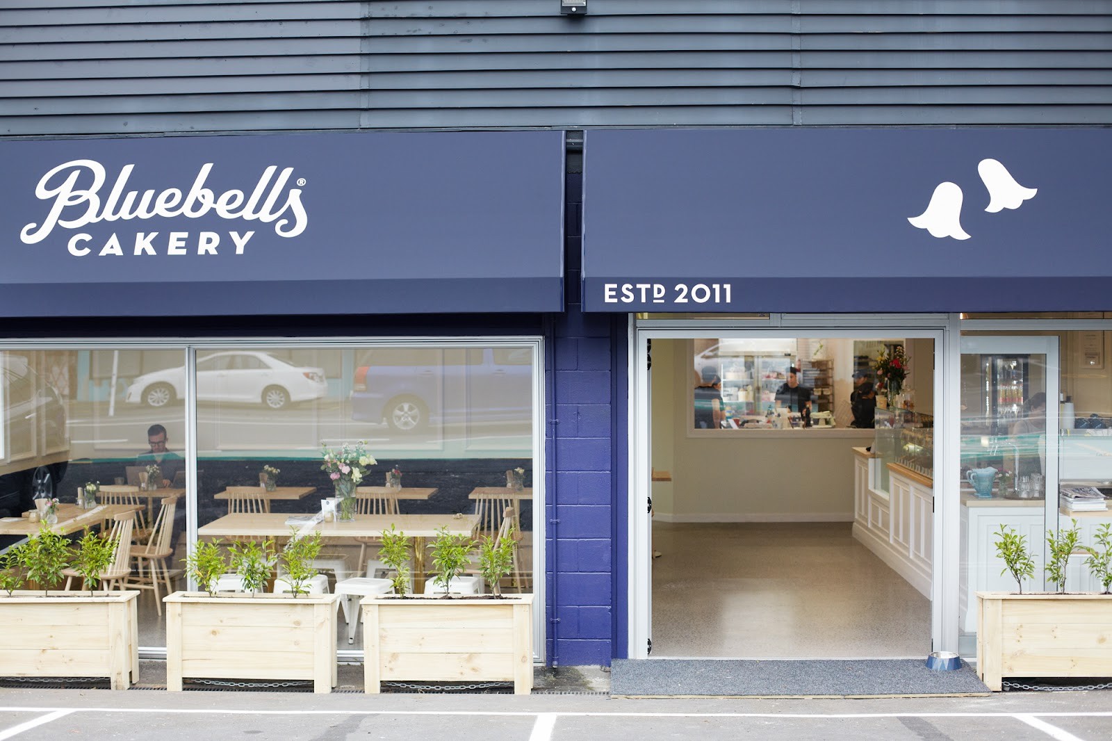 Bluebells Cakery - Kingsland: the place