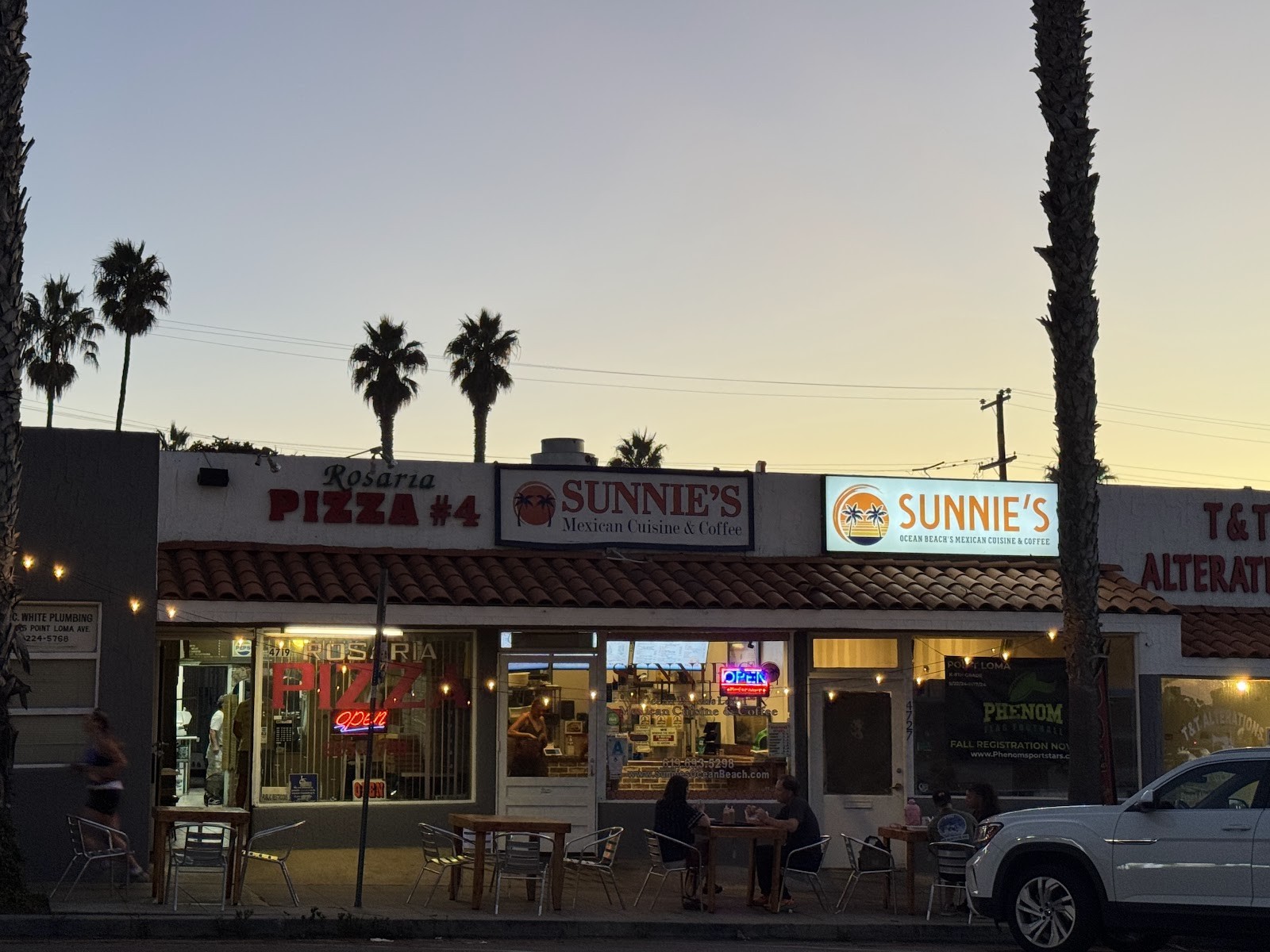Sunnie's Ocean Beach Mexican Food: the place