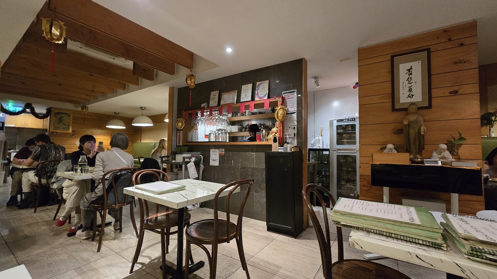 Gong De Lin: the place
