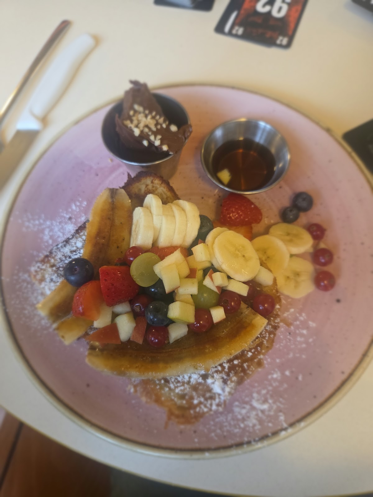 OM NOM NOM CAFÉ: food & drinks