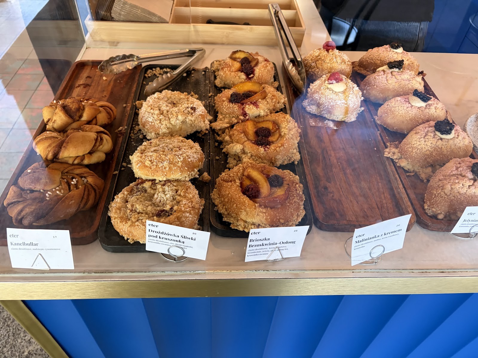 eter — vegan bakery & speciality coffee: food & drinks