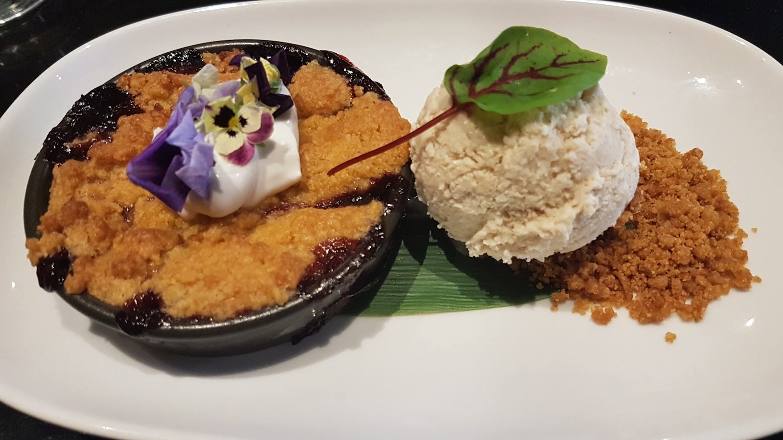 Yulli's: food & drinks
