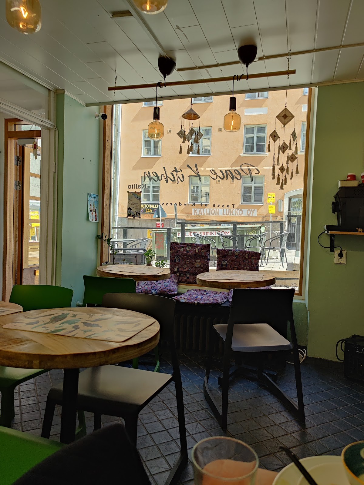Peace Kitchen by Thai Vegan Kitchen Kallio: the place
