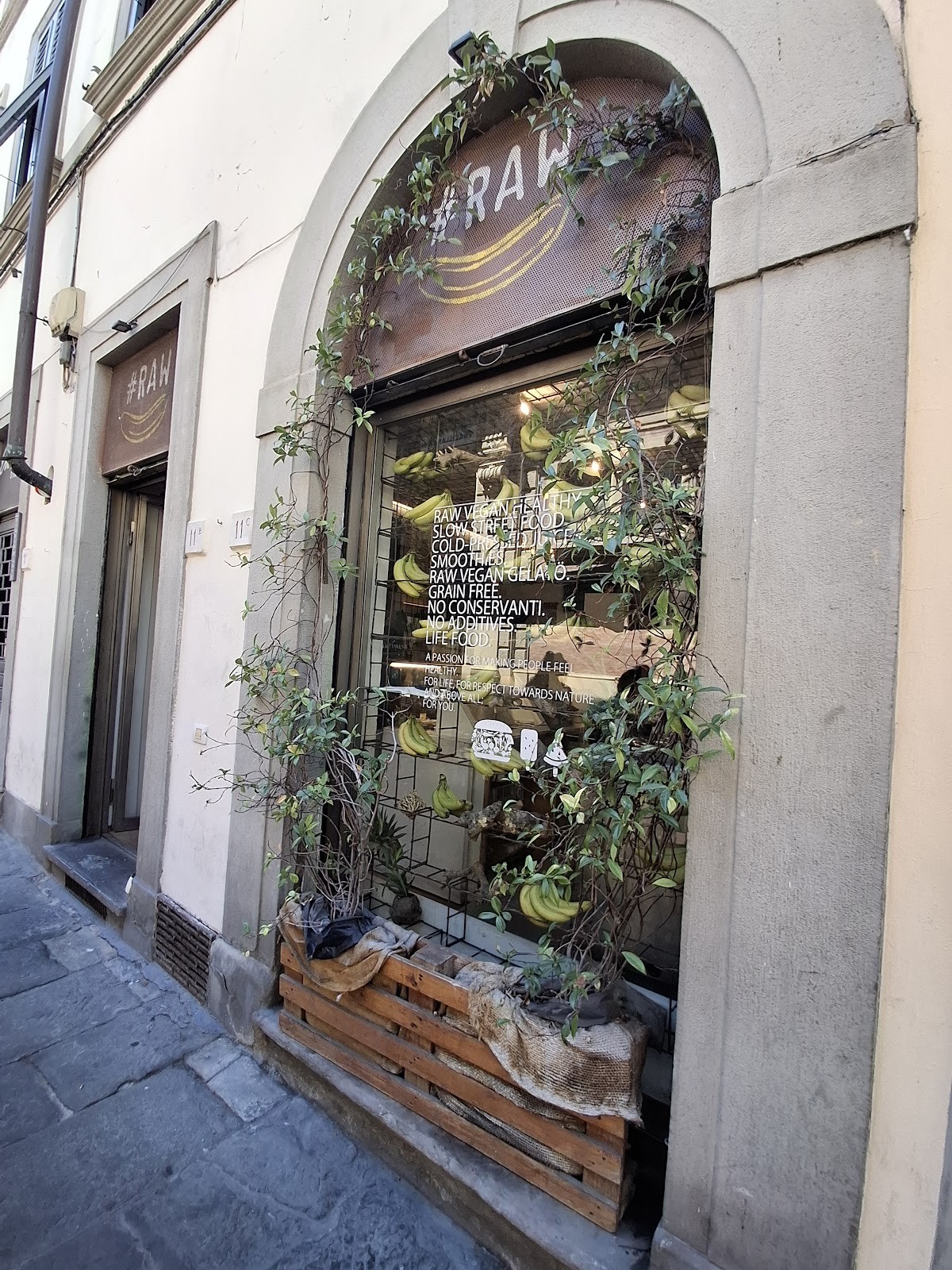 RAW VEGAN FIRENZE: the place