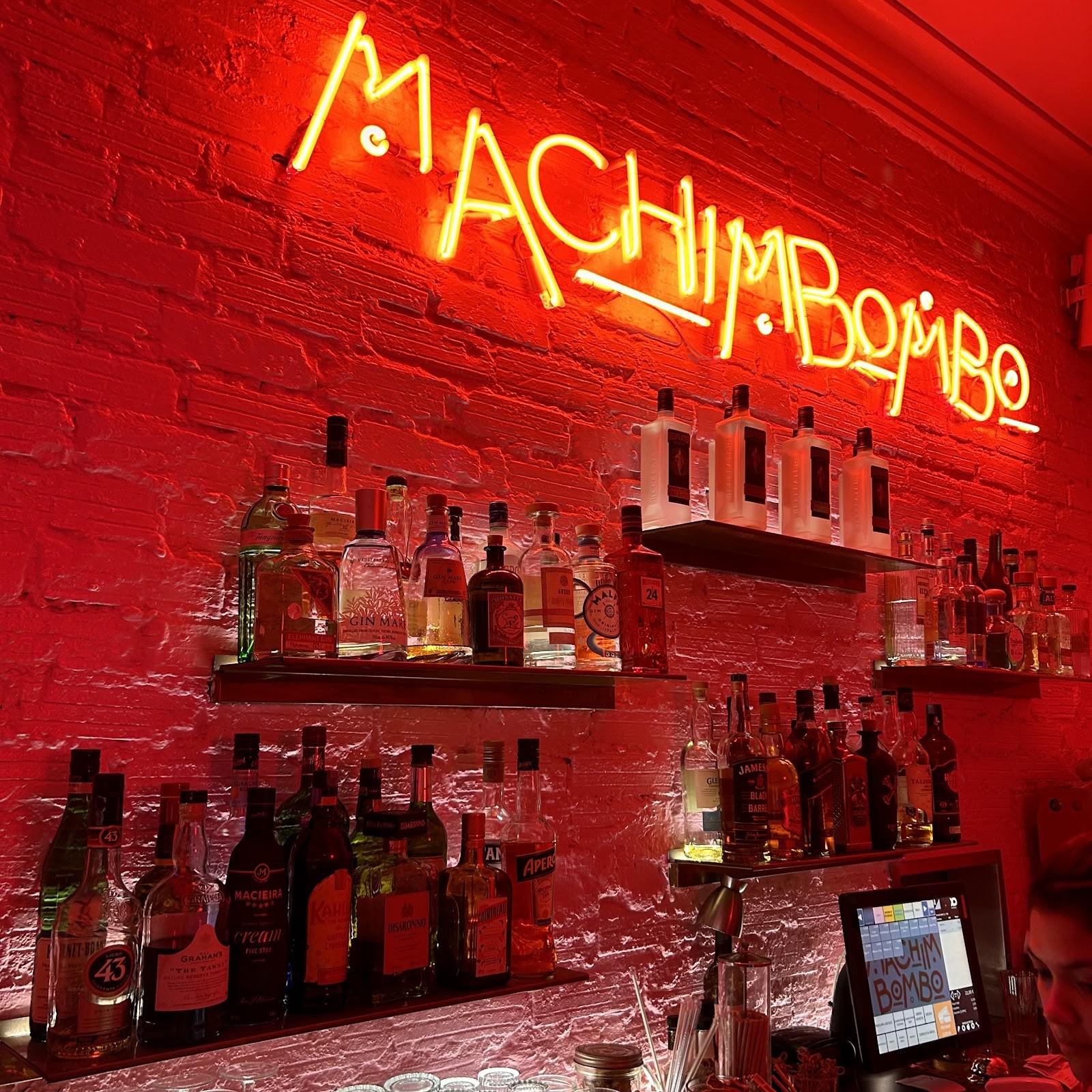Machimbombo: the place