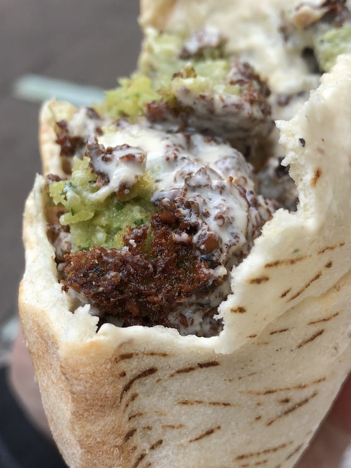 Sam's Falafel Stand: food & drinks