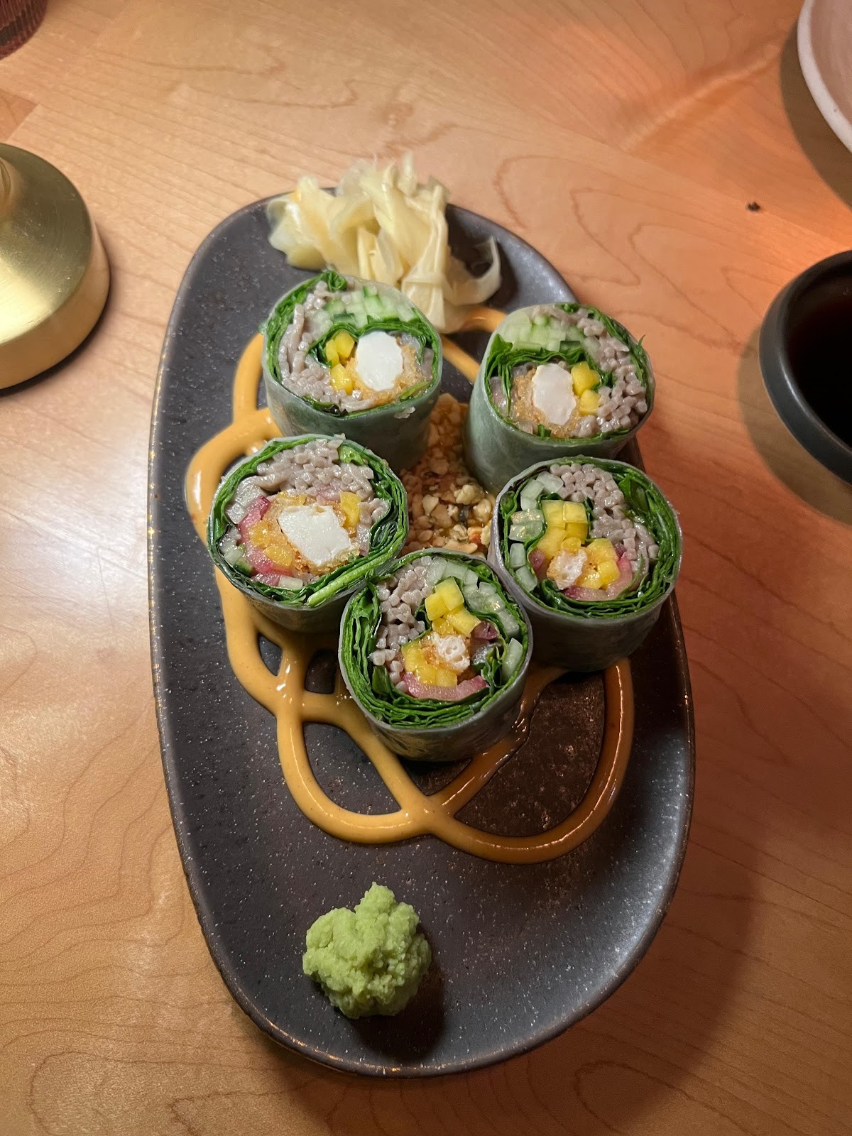 Sushi Momo by Christian Ventura: food & drinks