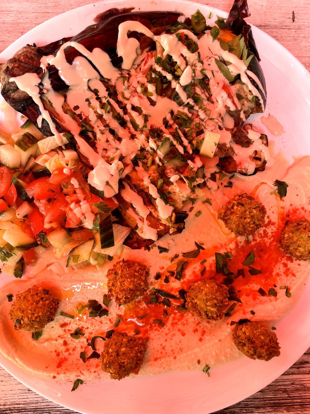 Falafel Sababa: food & drinks