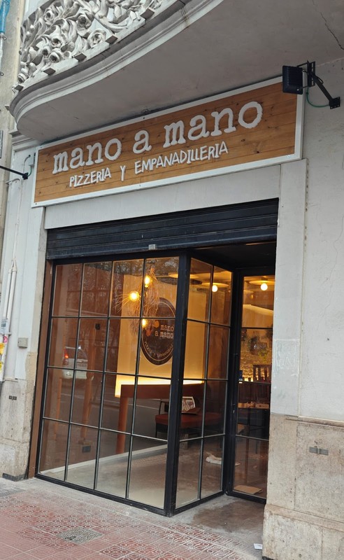 Pizzería Mano a Mano: photo