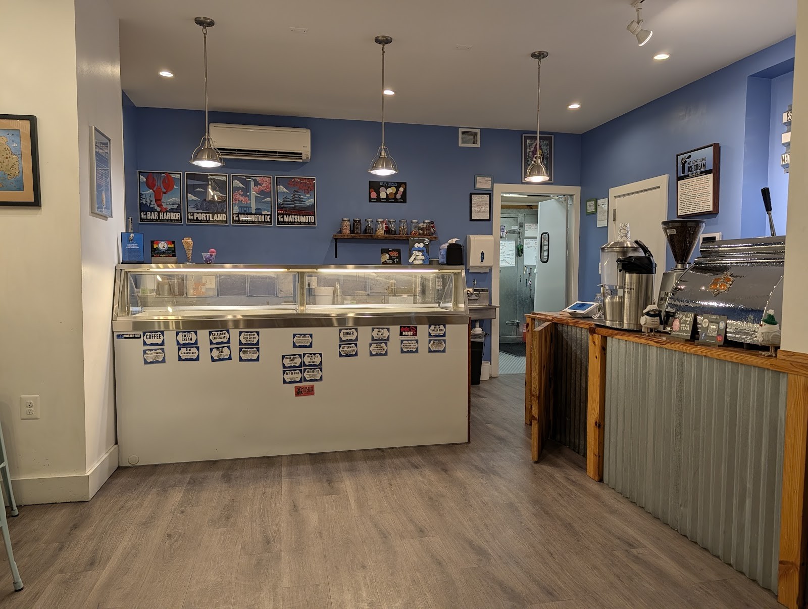 Mount Desert Island Ice Cream: the place