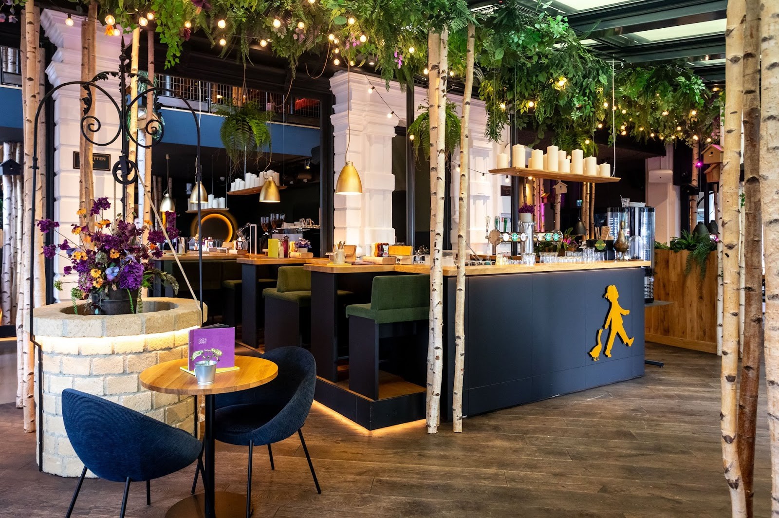 Hans im Glück - Amsterdam Rembrandtplein: the place