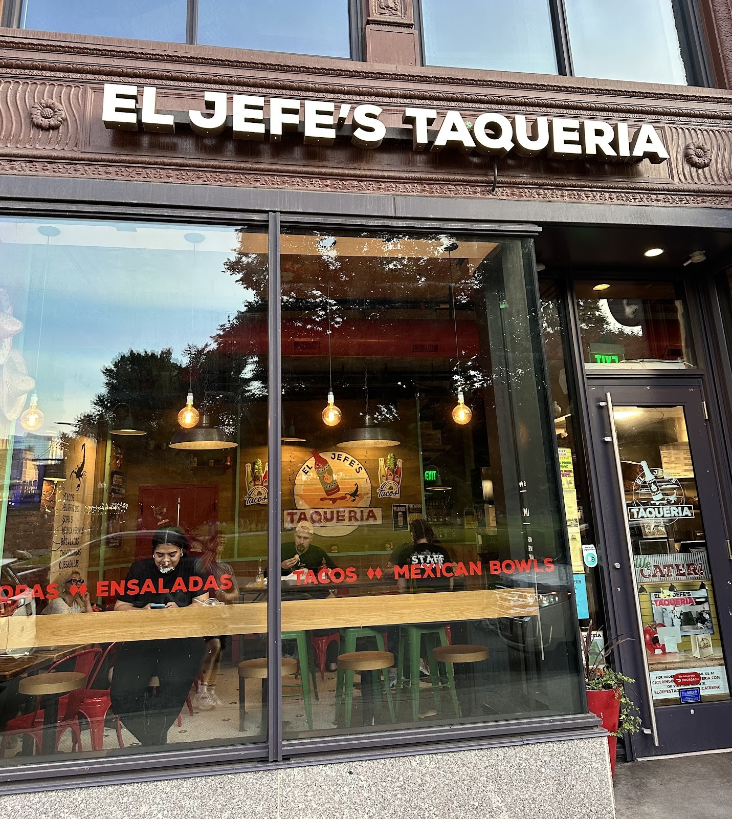 El Jefe's Taqueria - Boston Common: the place