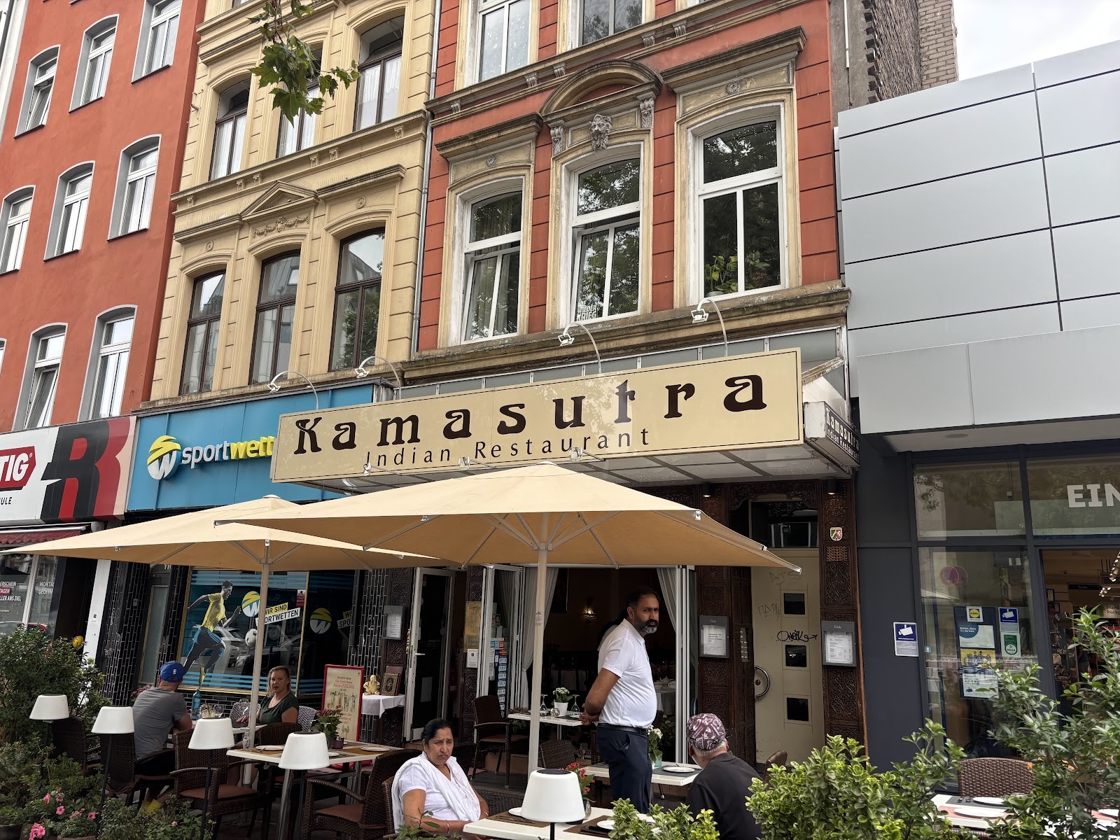 Indian Restaurant Kamasutra: the place