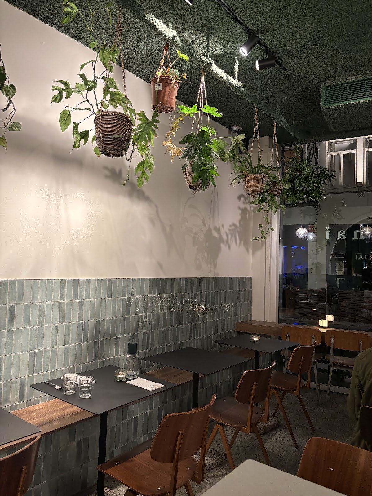 Petit Thai: the place