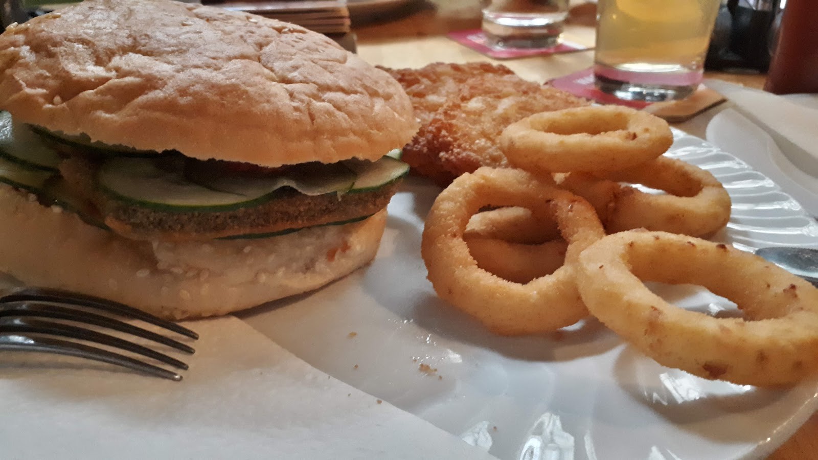 Rupps: food & drinks