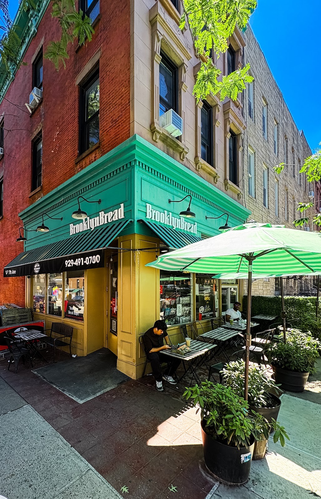 Brooklyn Bread Cafe: the place