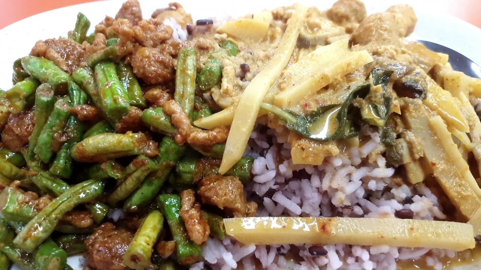 Rabiengboon: food & drinks
