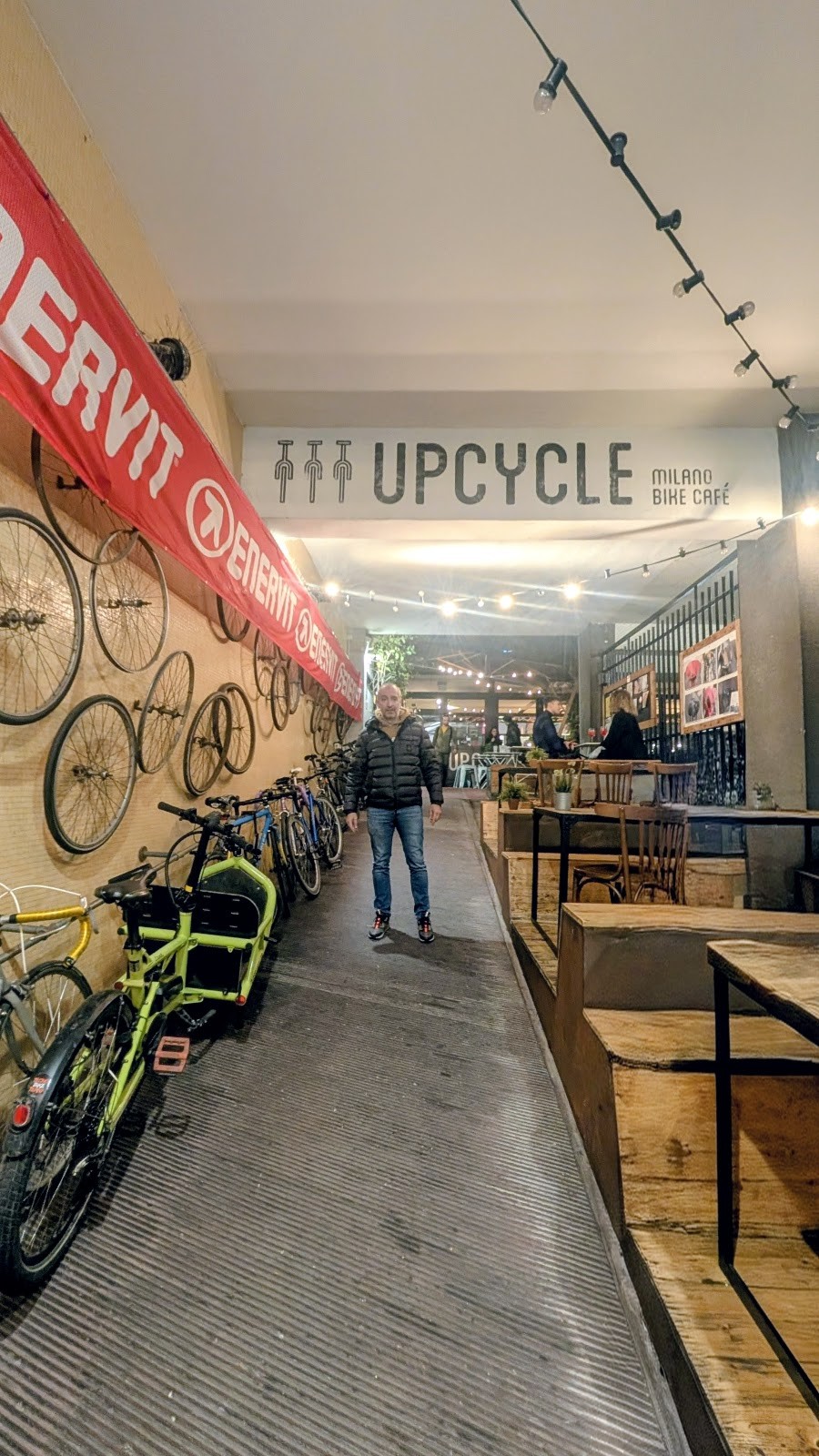 Upcycle Bike Cafè: the place