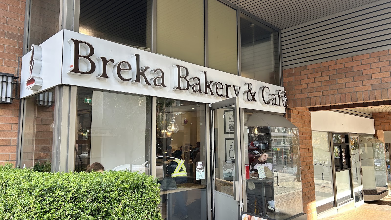 Breka Bakery & Café - Davie: the place