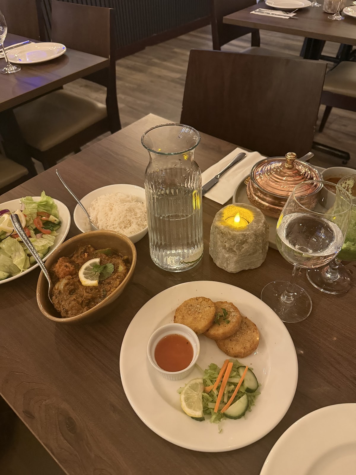 Barsana Pure Vegetarian and Vegan Indian Restaurant: food & drinks
