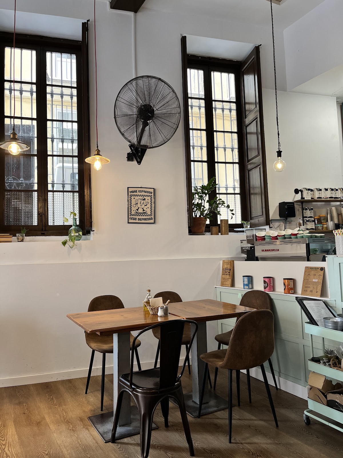 Brunch Corner - La Virgen: the place