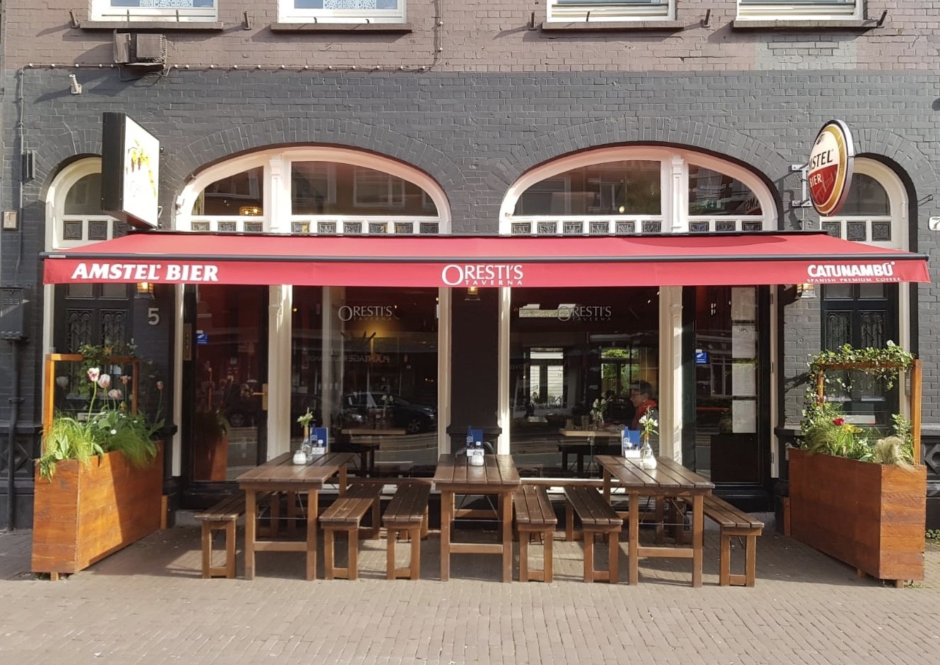 Oresti's taverna: the place