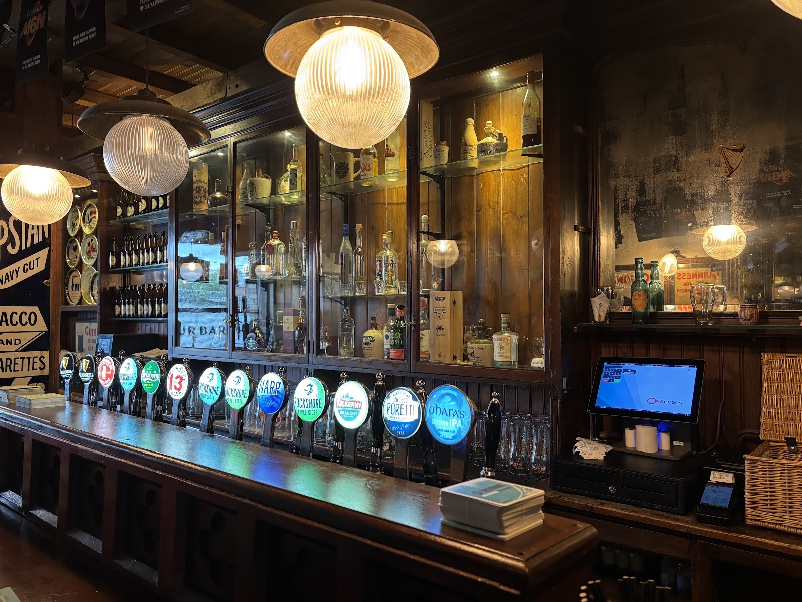 Nancy Hands Tavern: the place
