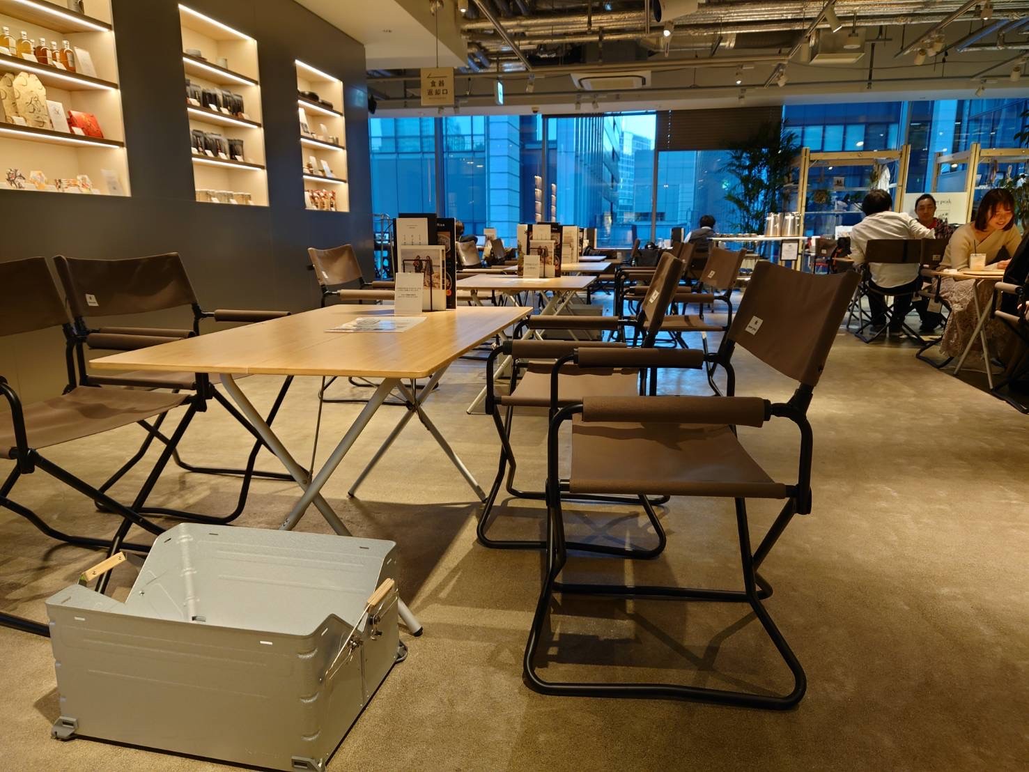 Snow Peak Cafe LAND STATION TOKYO: the place