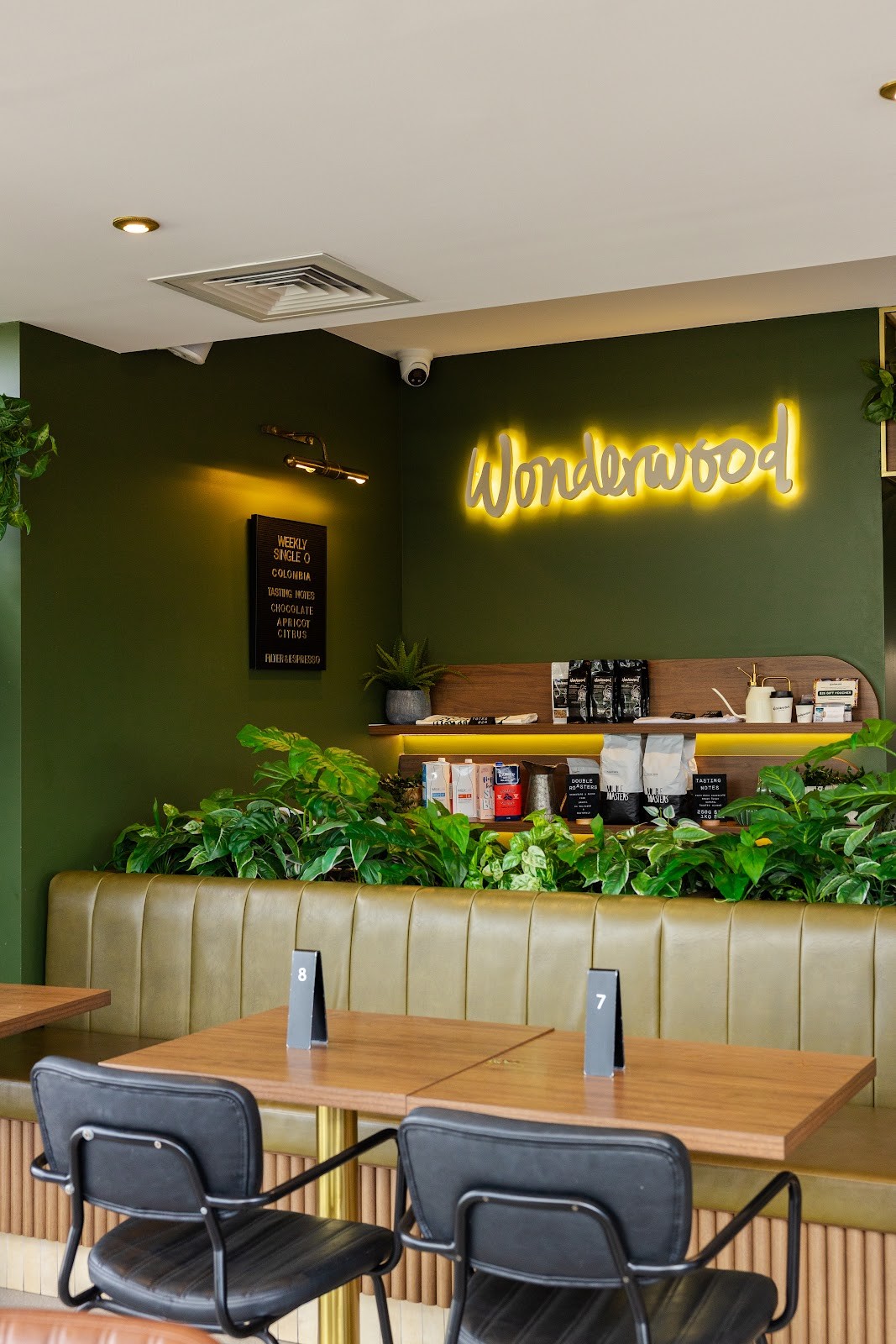 Wonderwood Eatery: the place