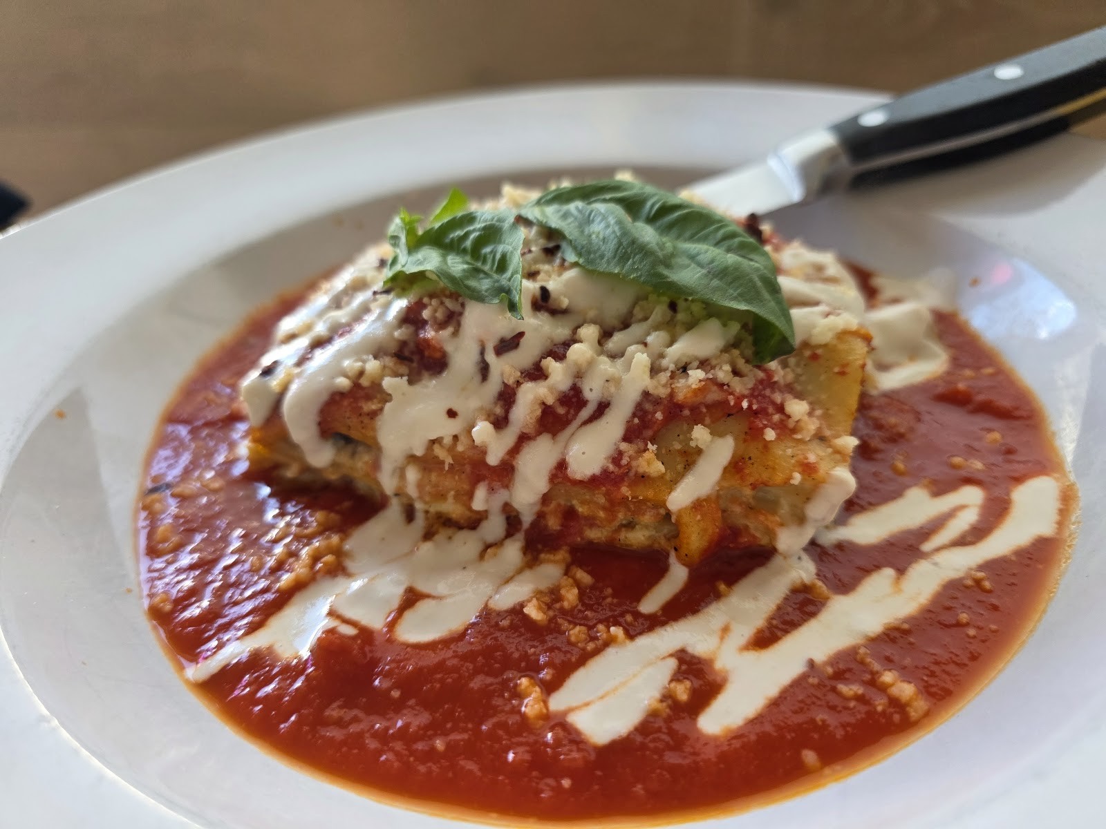 Donna Jean: food & drinks