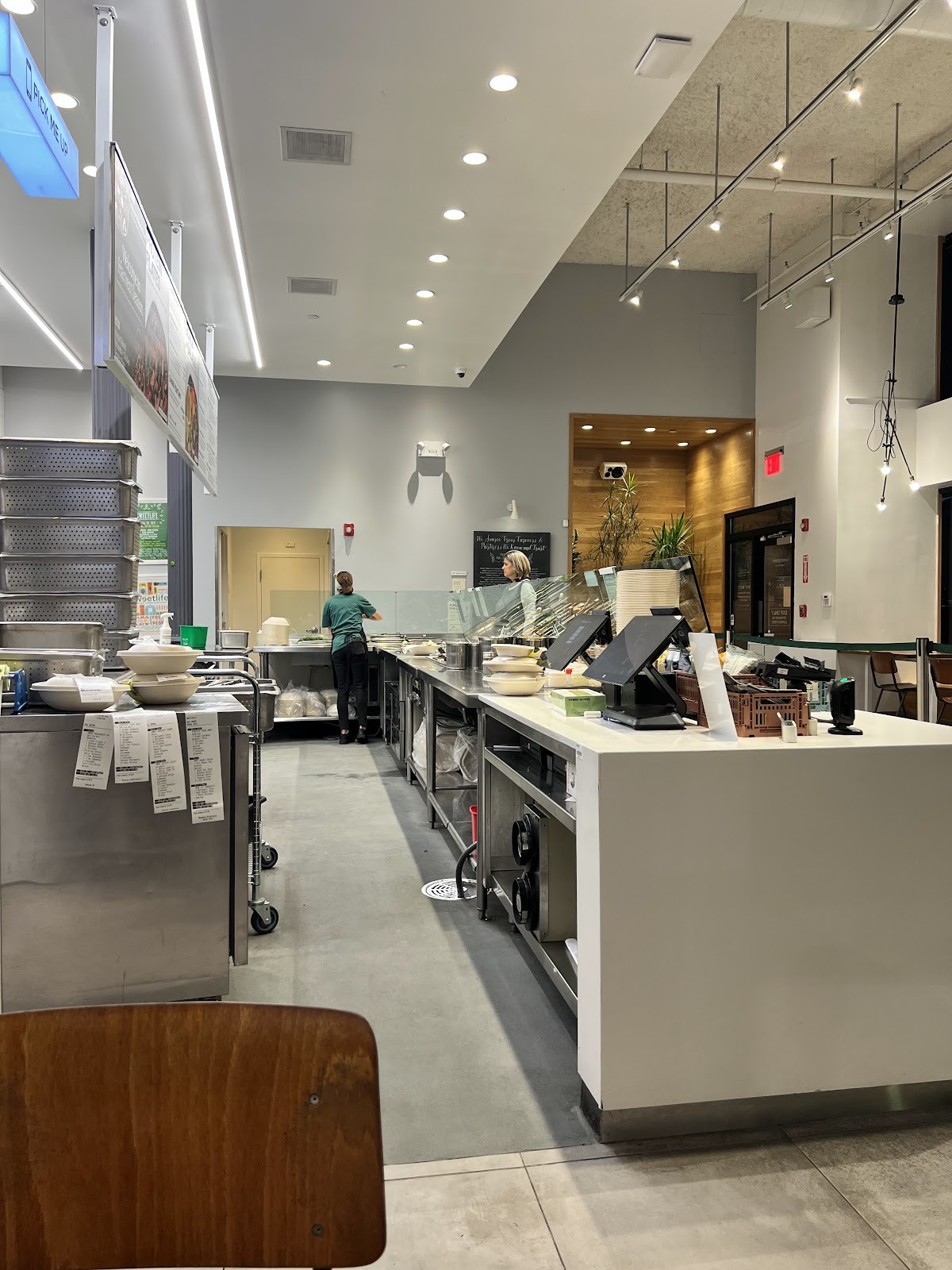 sweetgreen - Healthy Salads, Wraps, and Bowls: the place