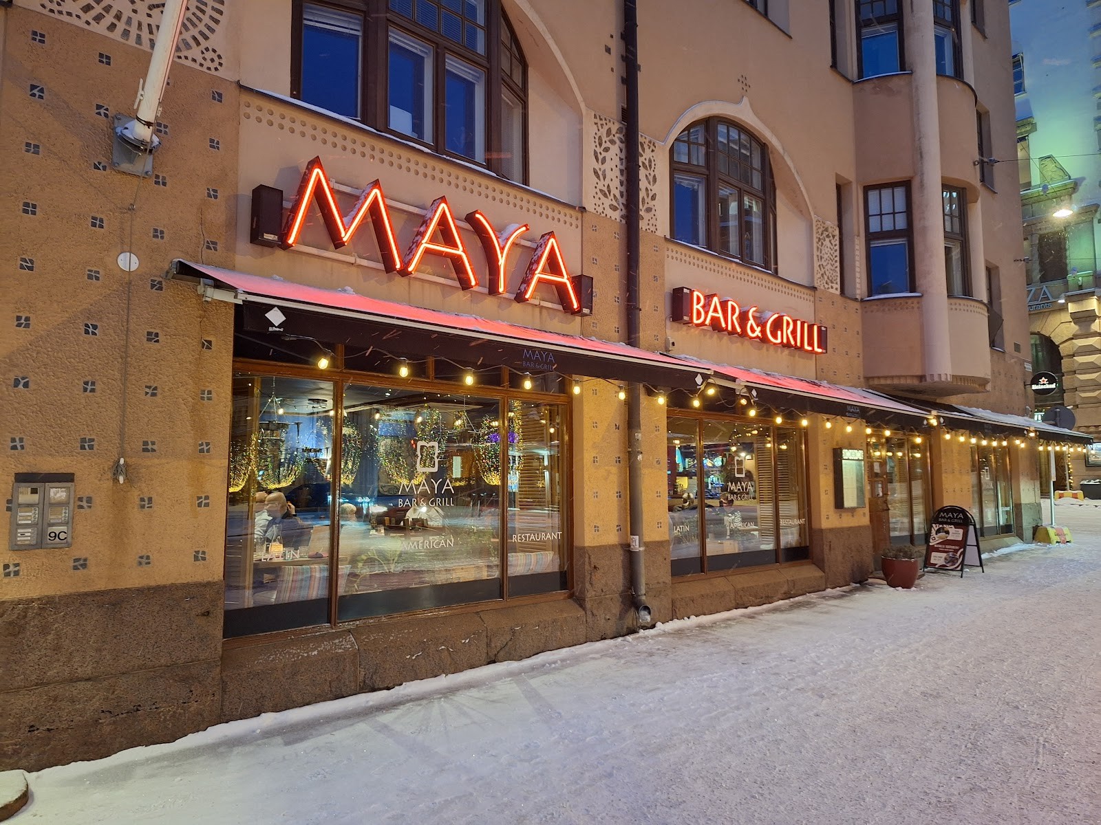 Maya Bar and Grill: the place