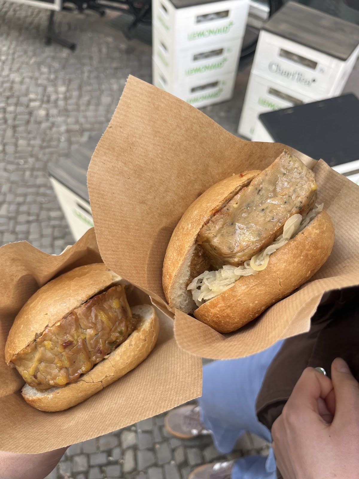 Die Vegane Fleischerei: food & drinks