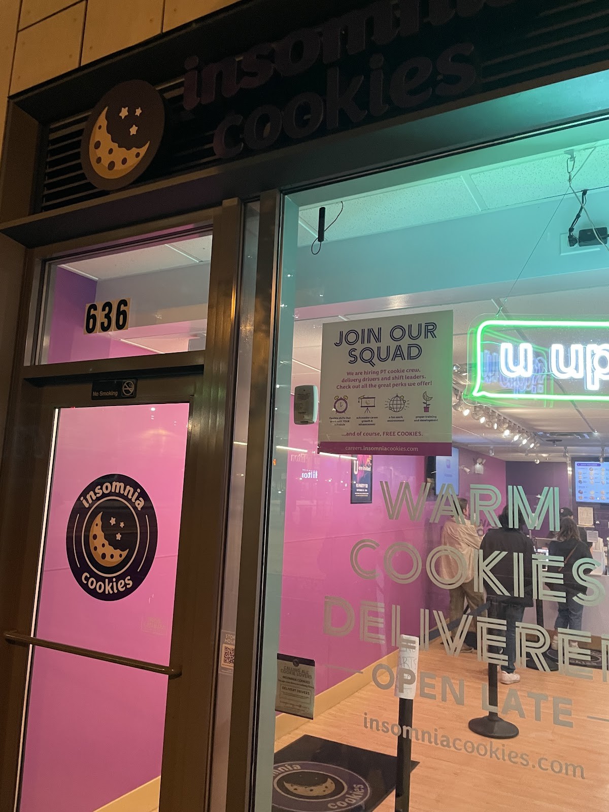 Insomnia Cookies: the place