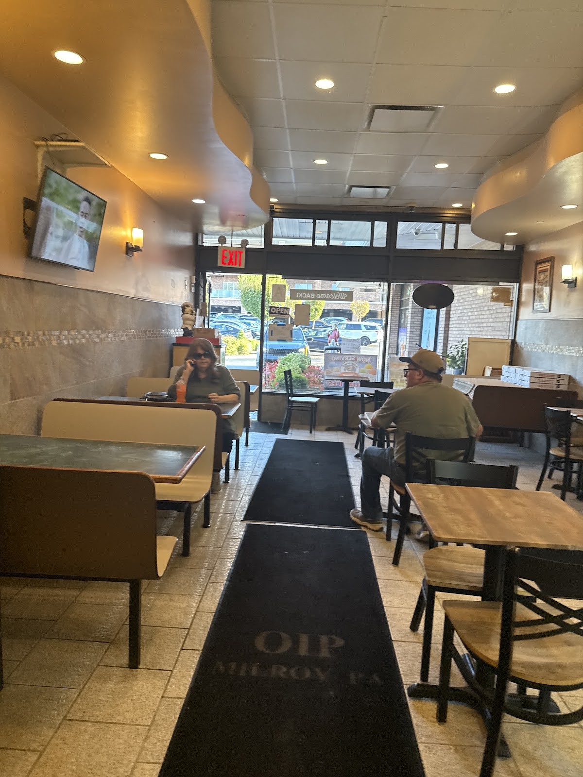 Sunset Pizza: the place